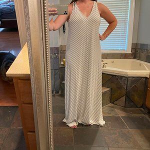 Cardalate Maxi Dress Gray/Cream